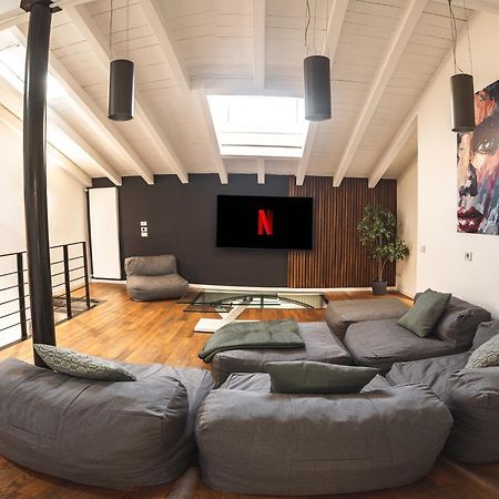 Luxury Industrial Apt Vicino Al Centro Con Garage Брешія Екстер'єр фото